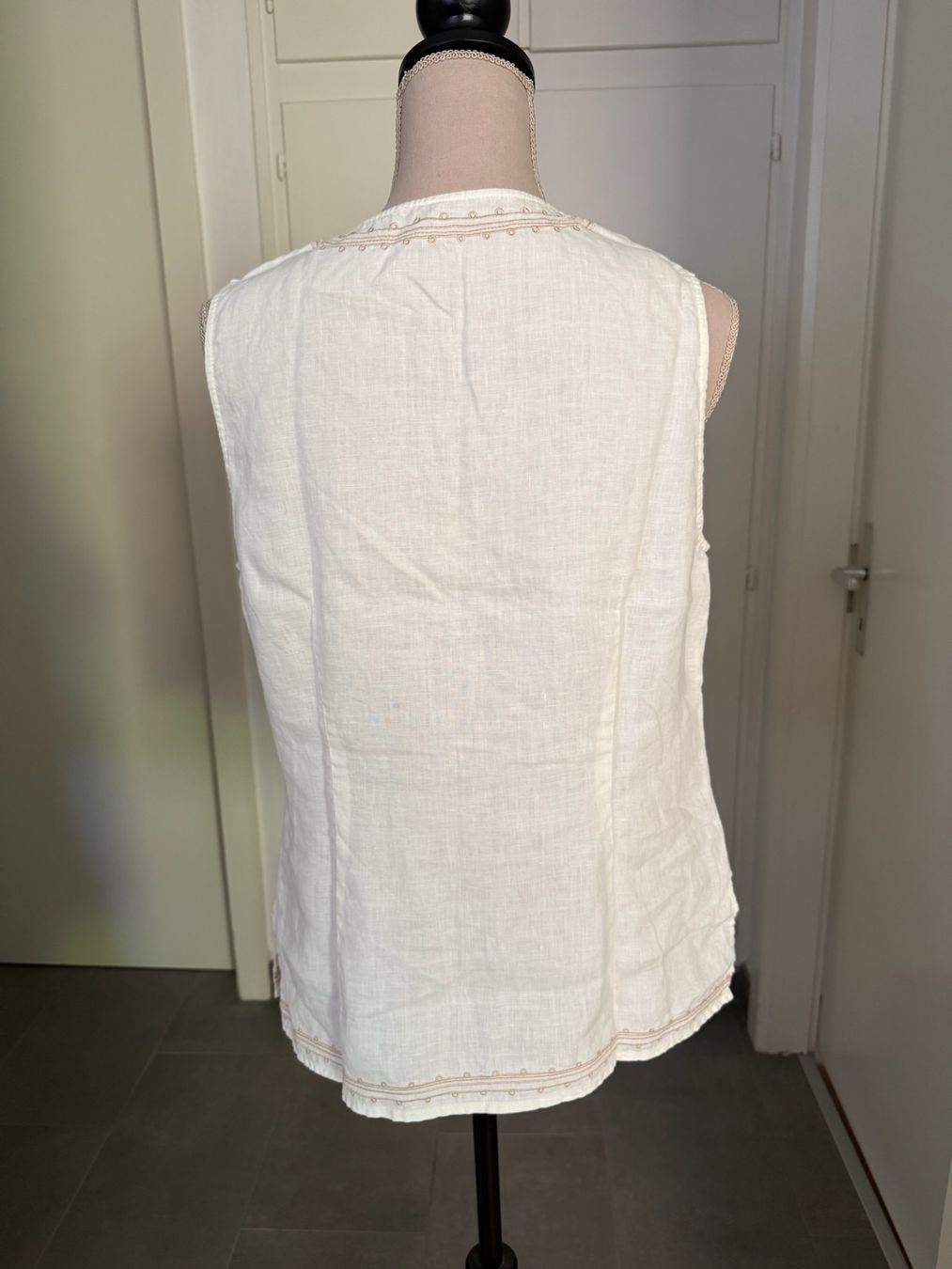 Top: Top - L - Lin – Usato da Sion venduto da accroshoes 2