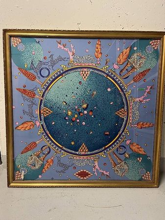 Cartier Seiden Foulard im Bilderrahmen 
