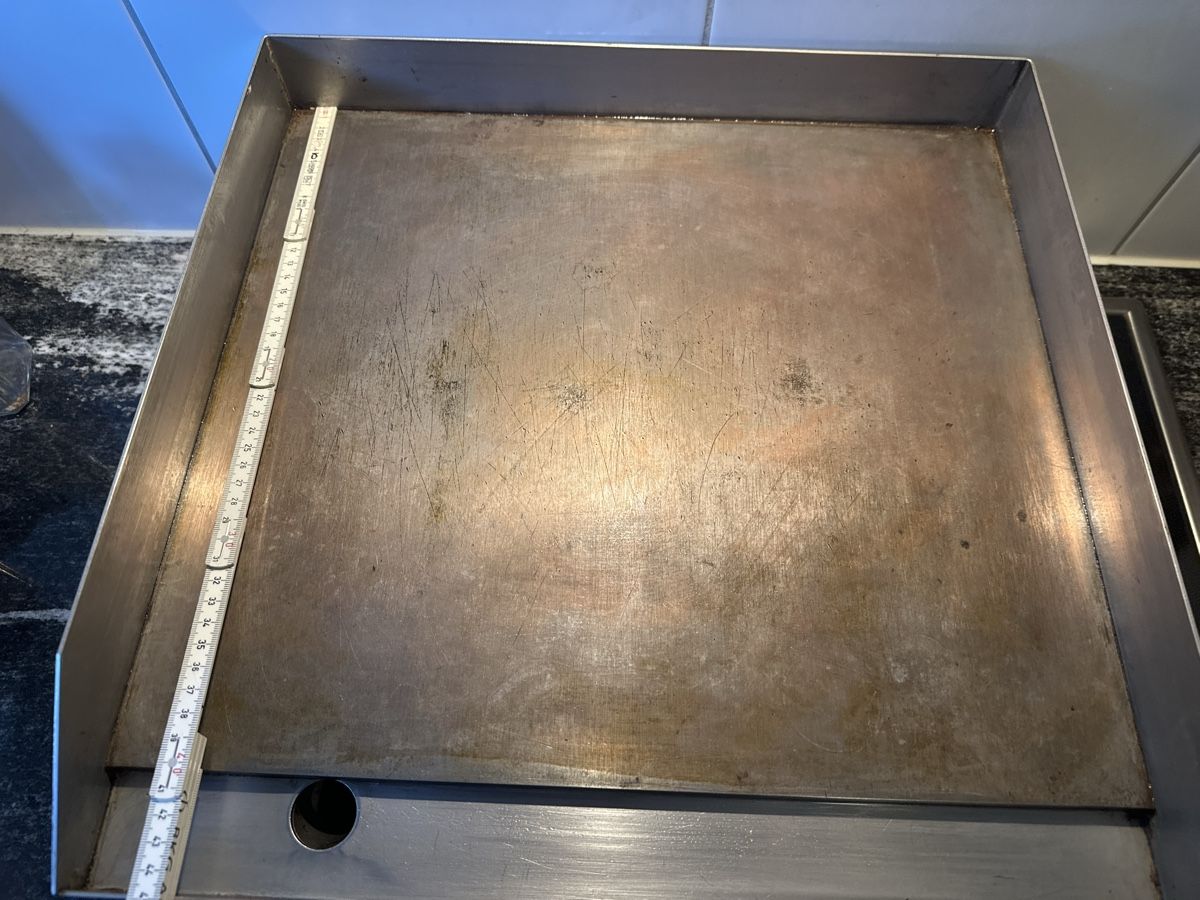 Griglie: HENDI Platten-Grill M-1746, Flat-Fry System, 3200W, gebrauch – Usato da Zürich venduto da Chaeffeler 3