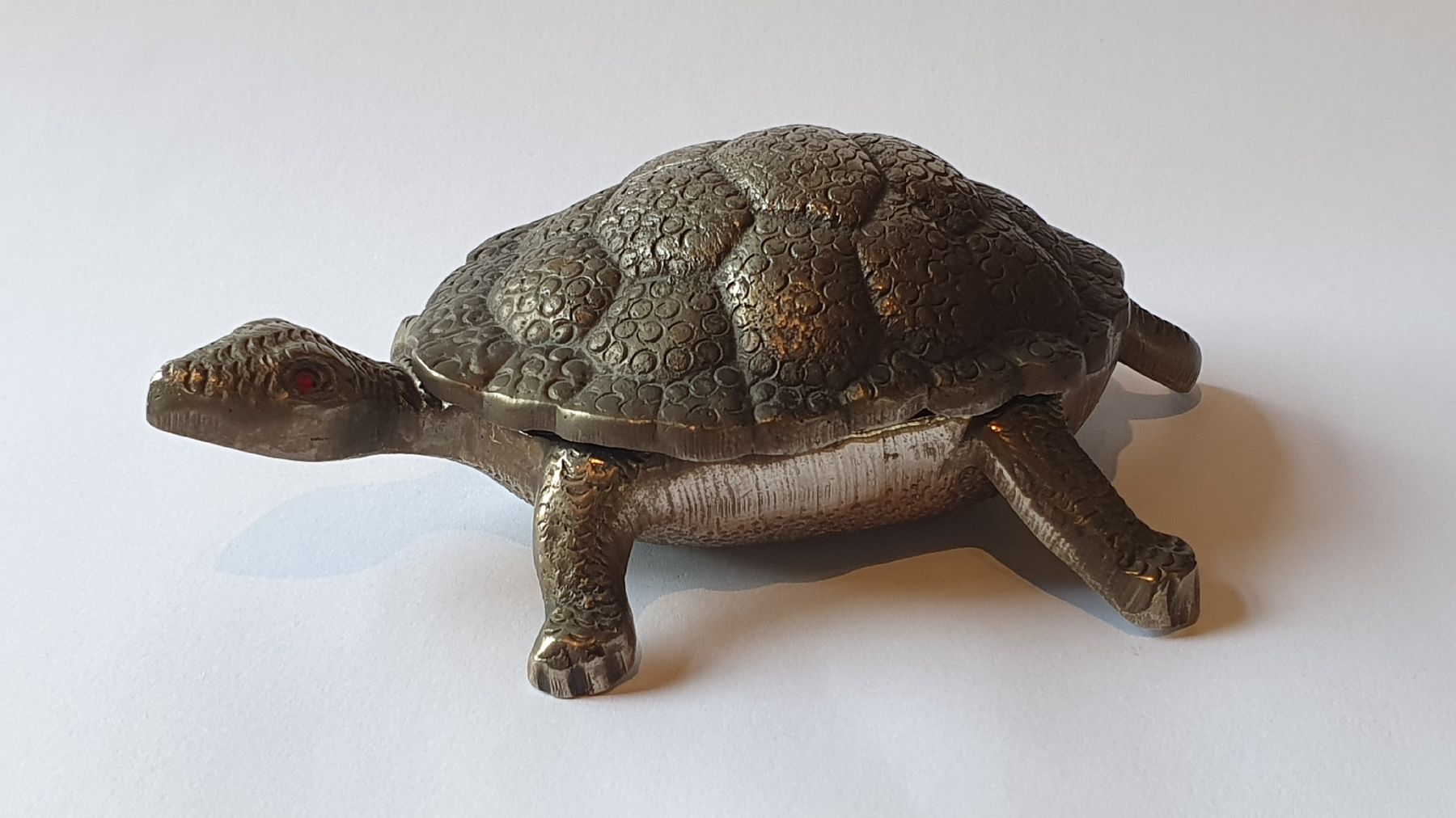 Figuren: Schildkröte aus Metall, vollplastisch – Gebraucht aus Dürnten von stefanverkauft 2