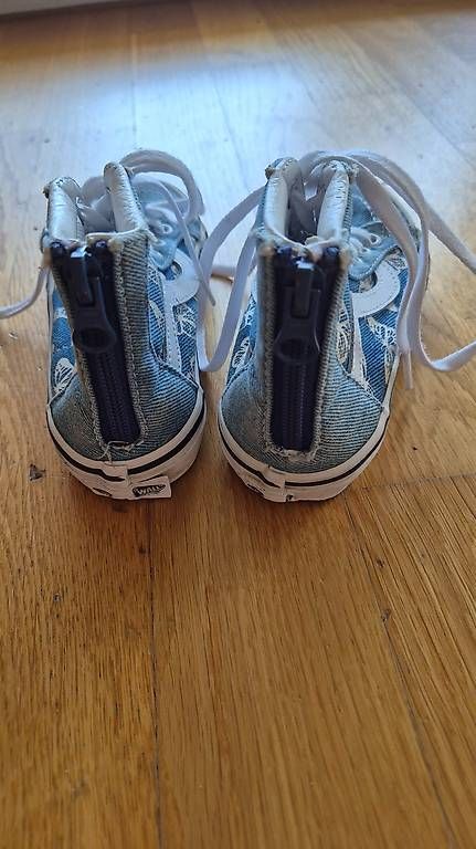 Scarpe per ragazzi: Vans Gr. 28 – Usato da Unterentfelden venduto da jkl_59w2 1