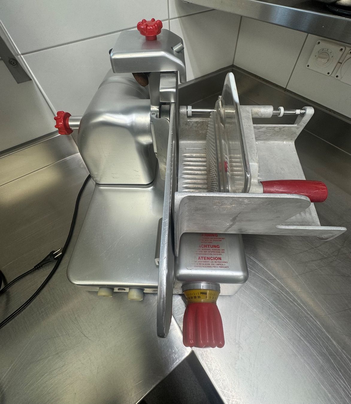 Berkel Küchengeräte: Aufschnittmaschine Berkel – Gebraucht aus Uznach von maben01