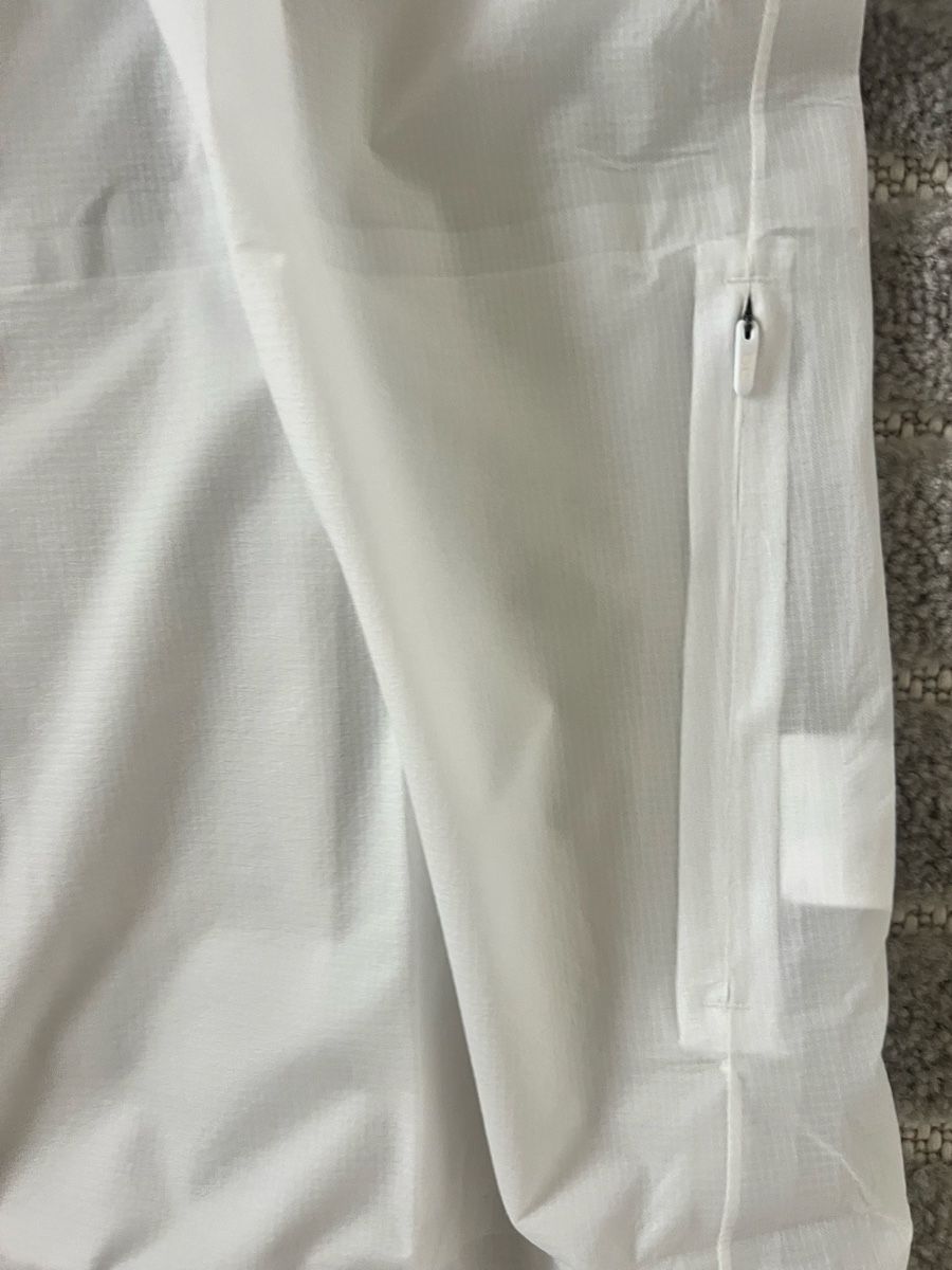 Jacken: On Windjacke – Neu und originalverpackt aus Zürich von caro.ha. 6