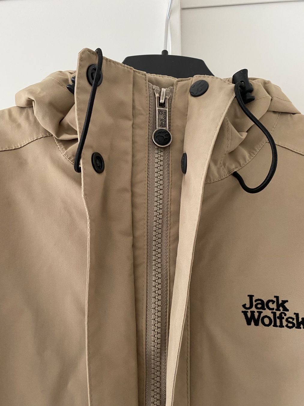 Jack Wolfskin Vestes: Jack Wolfskin Übergangsjacke, Grösse 34 – D'occasion à Winterthur par marisole4 5