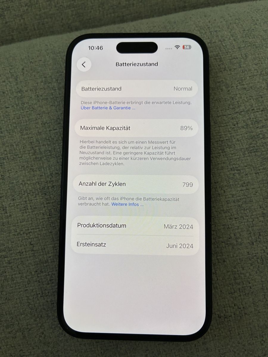 Apple Telefoni cellulari / Smartphones: iPhone 15 Schwarz 256 GB  – Usato da Moosseedorf venduto da Henneth 7