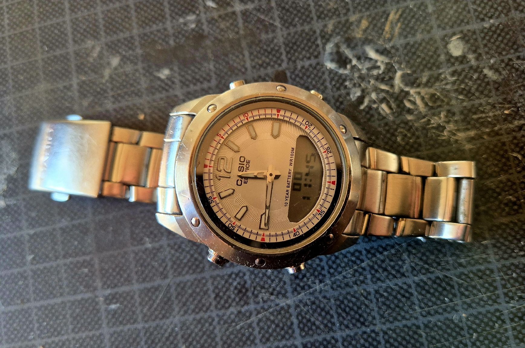 Casio Uhren: Casio Edifice – Gebraucht aus Burgdorf von ny0460 5