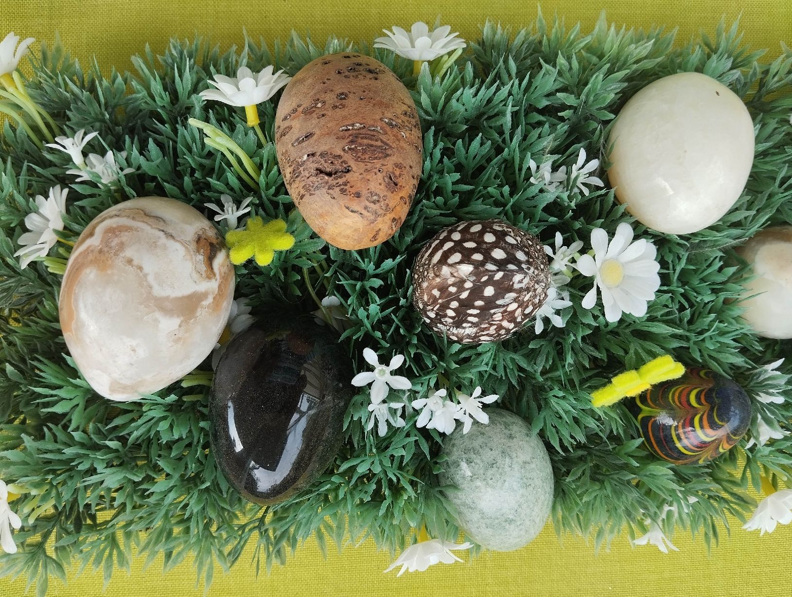 Tutte le decorazioni: Oster-Deko Eier Set aus Naturstein – Usato da Mörigen venduto da sigi2572 5