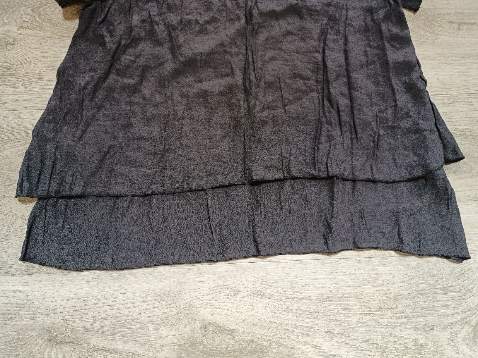 T-shirt: Spezielles Blusenshirt XL neu – Nuovo (secondo la descrizione) da Bätterkinden venduto da Elefantenzoo 1