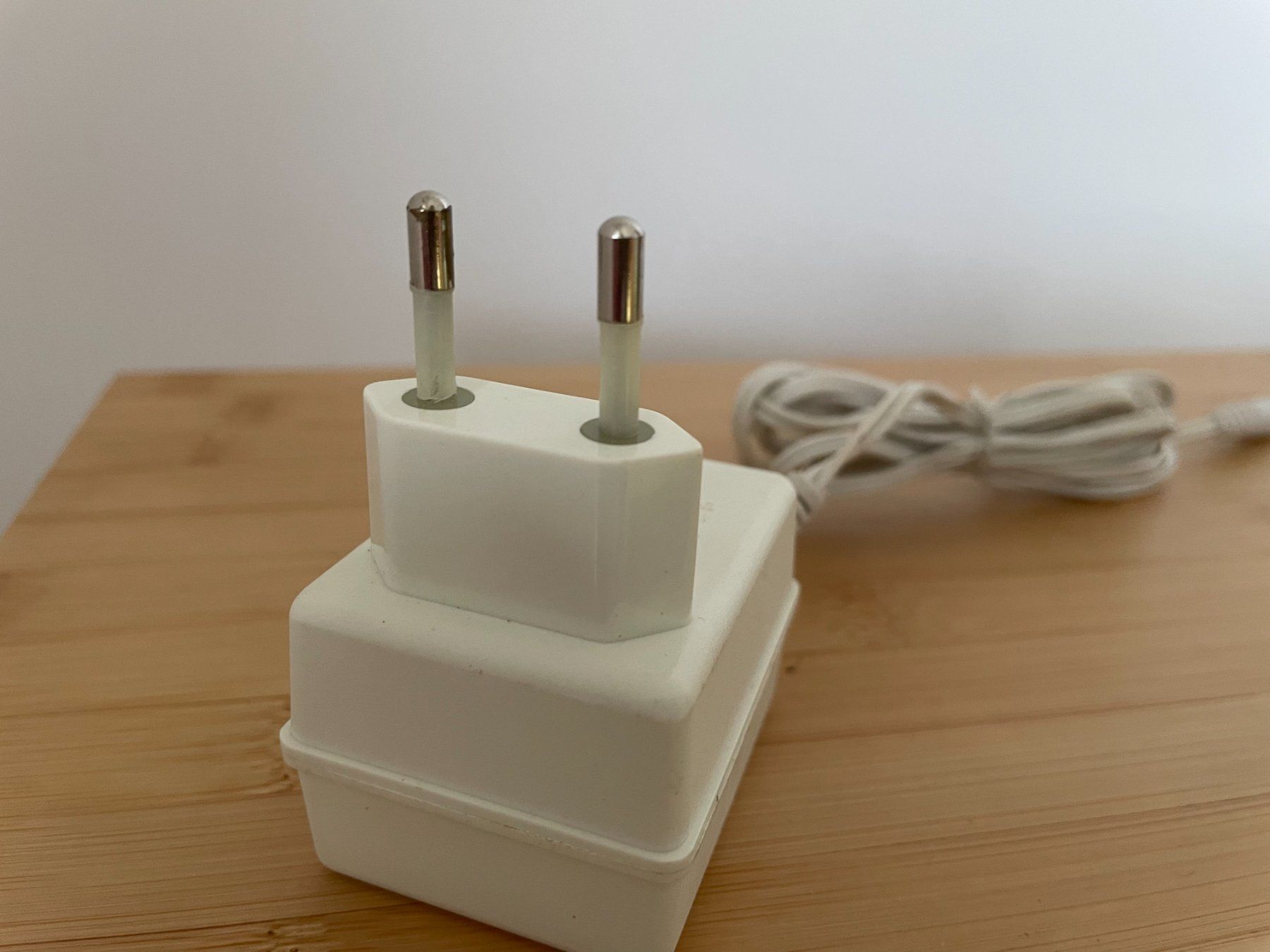 Ladegeräte: Chargeur / alimentation électrique CT-BM 9 9 V DC 100 mA CB – Gebraucht aus Petit Lancy von gil_hr6v 1