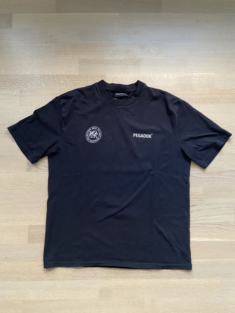 T-shirt: OVERSIZED PEGADOR T-Shirt – Usato da Reinach BL venduto da bloom_1999 1