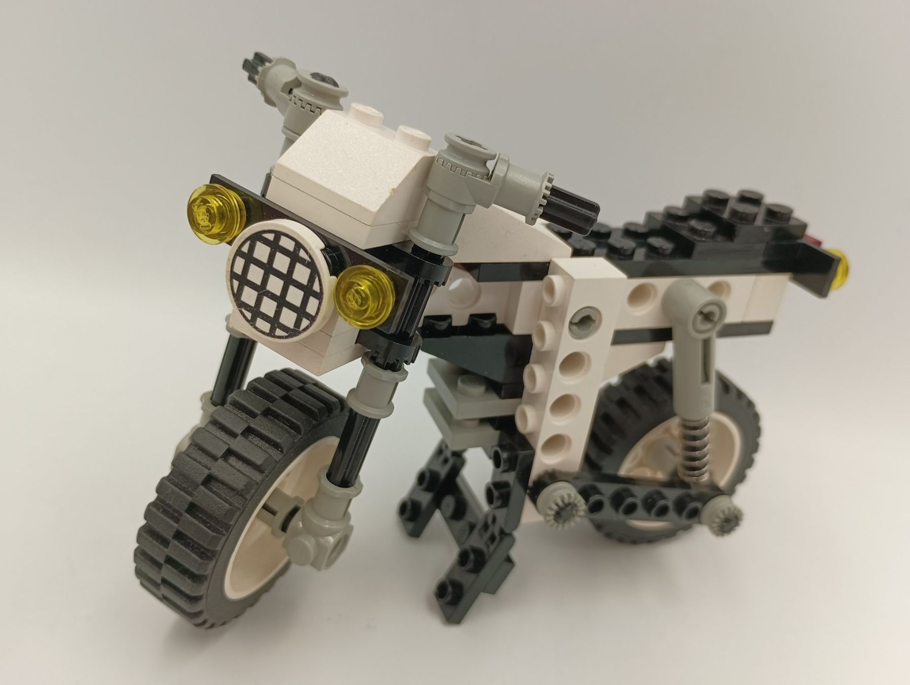Lego Giocattoli: 8810 Cafe Racer – Usato da Bremgarten AG venduto da redstar69