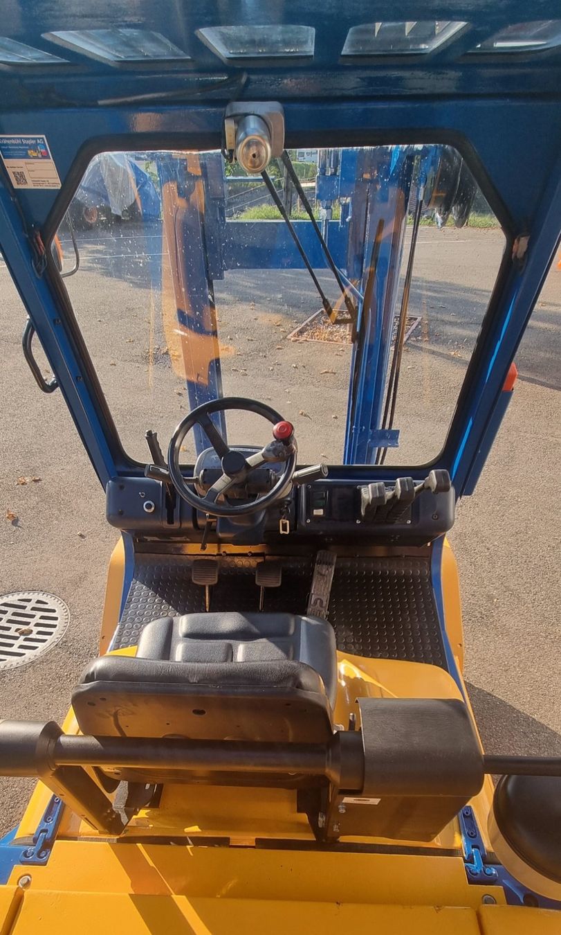 Komatsu Carrelli elevatori e a forche: Frontstapler, Stapler, Hubstapler Komatsu 4 t Diesel – Usato da Steffisburg venduto da Forkliftpower 5