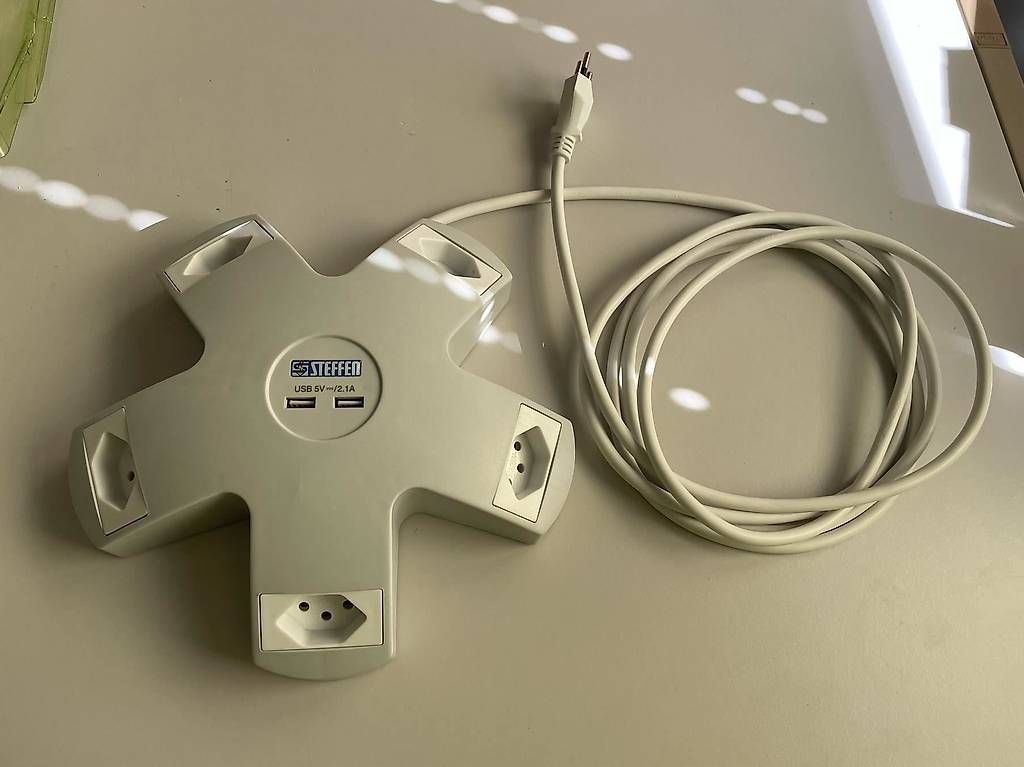 Stecker: Steckdosenleiste 5xT13 und 2x USB – Neu und originalverpackt aus St. Margarethen TG von andi.h 4