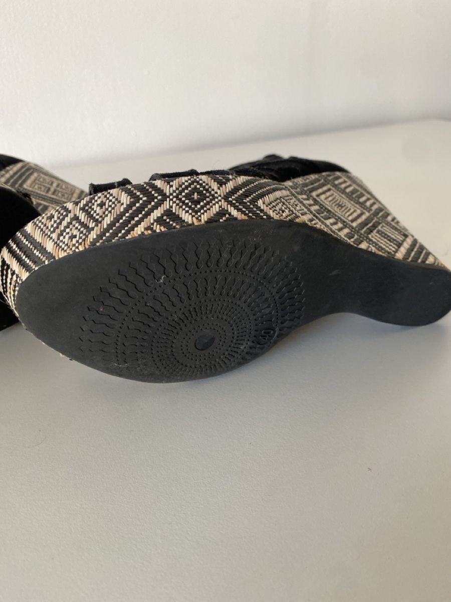 Scarpe da donna: Sommer platteaus mit Muster, Grösse 30 – Usato da lommis venduto da inf_thv8 4