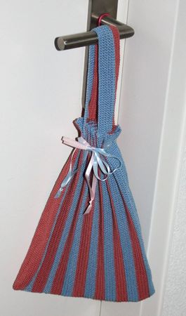 Handtasche Beuteltasche blau-altrosa NEU