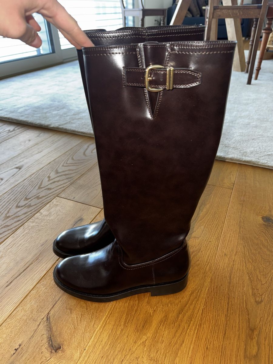 Zara Chaussures femmes: Stiefel dunkelbraun Kunstleder – D'occasion à Schaan par kri_tsw8 1
