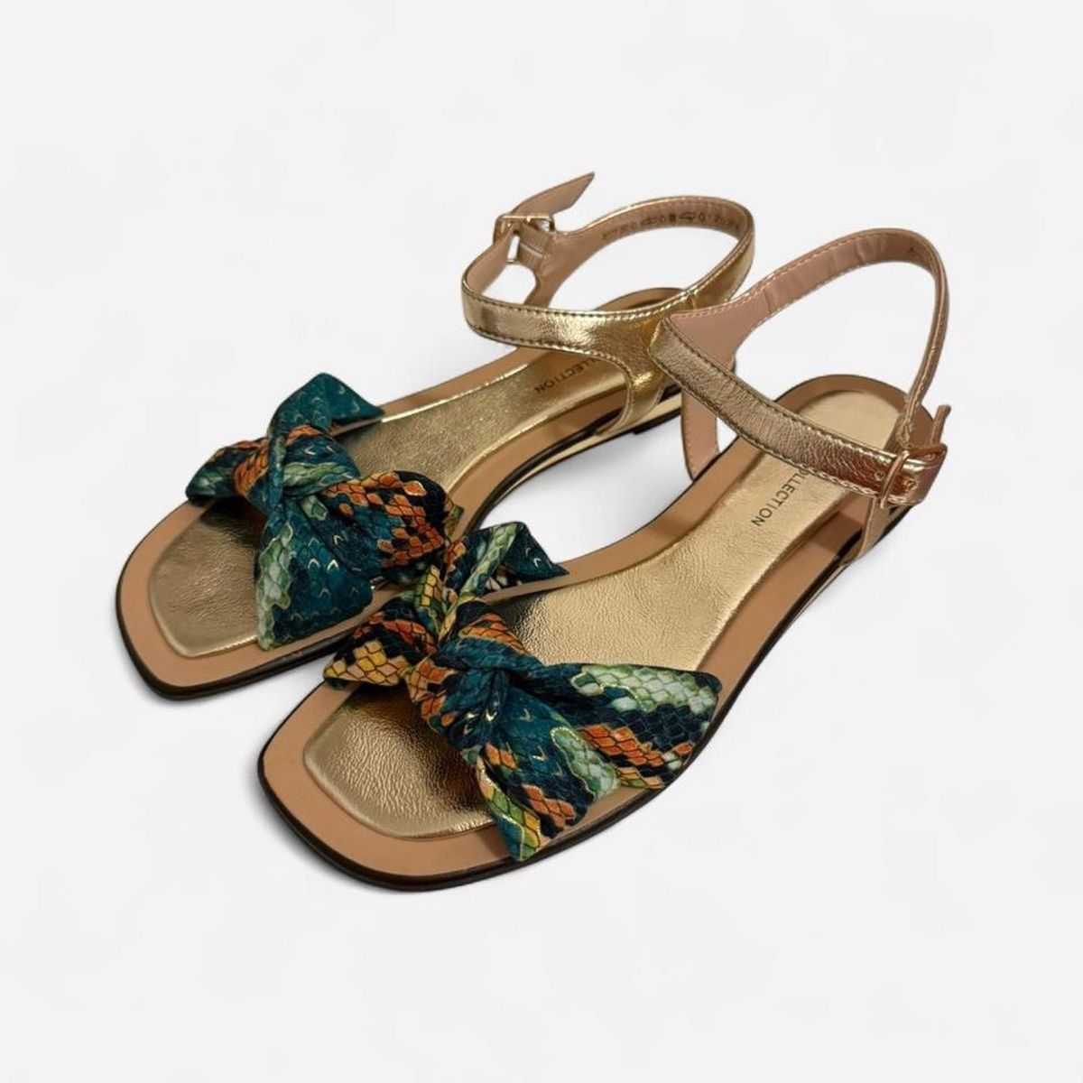 Scarpe da donna: Sandals with bow detail – Nuovo (secondo la descrizione) da Basel venduto da 1moonstar 1