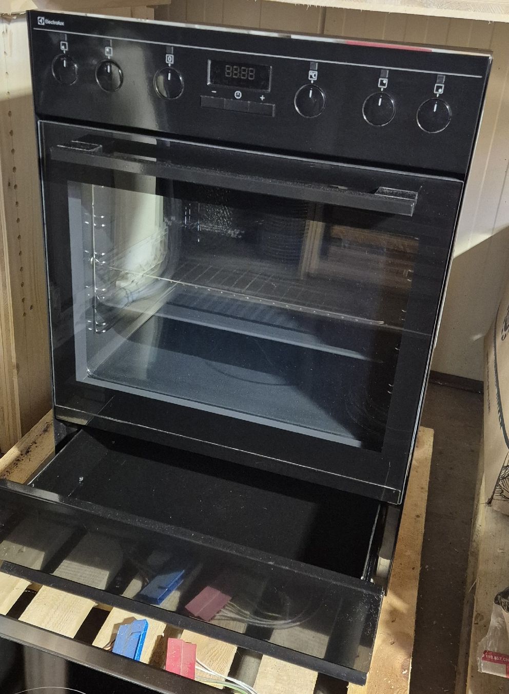 Cucine: Electrolux Herd EH7L4SW & Kochfeld – Usato da Niederbipp venduto da donlitium 2