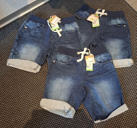 kurze Hosen 104