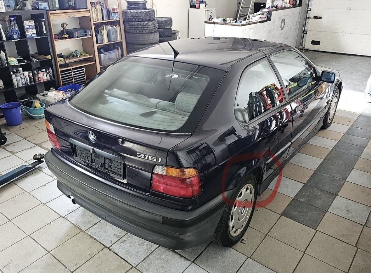 BMW Automobili: Gepflegter BMW 316i Compact E36 1. Hand – Usato da Worb venduto da Pierre93 1