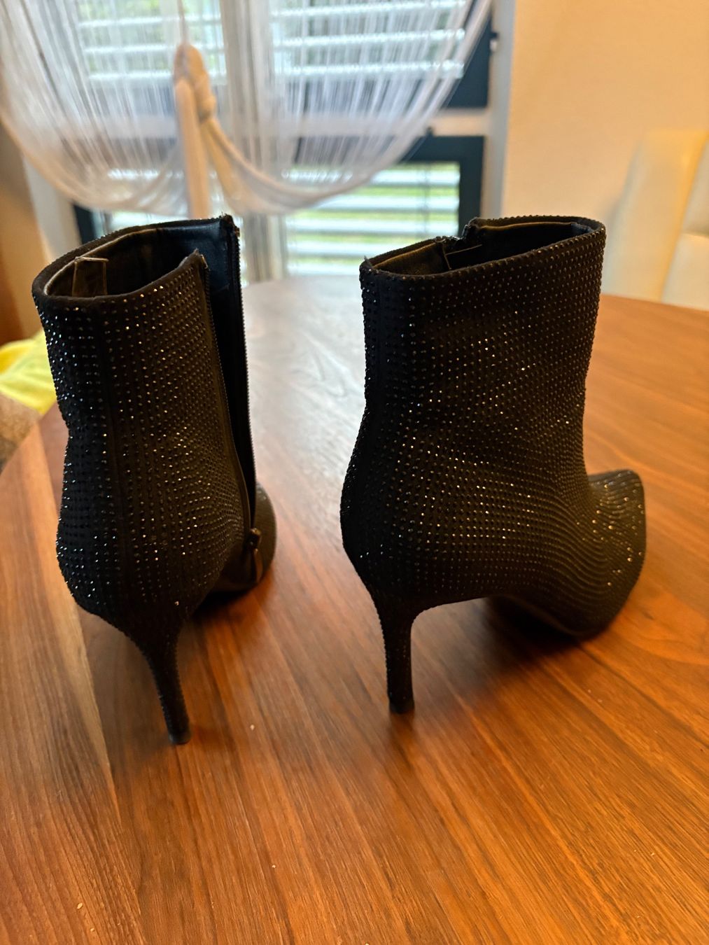 Scarpe da donna: high heels Stiefeletten Gr. 39 – Usato da Schänis venduto da mathea77 1