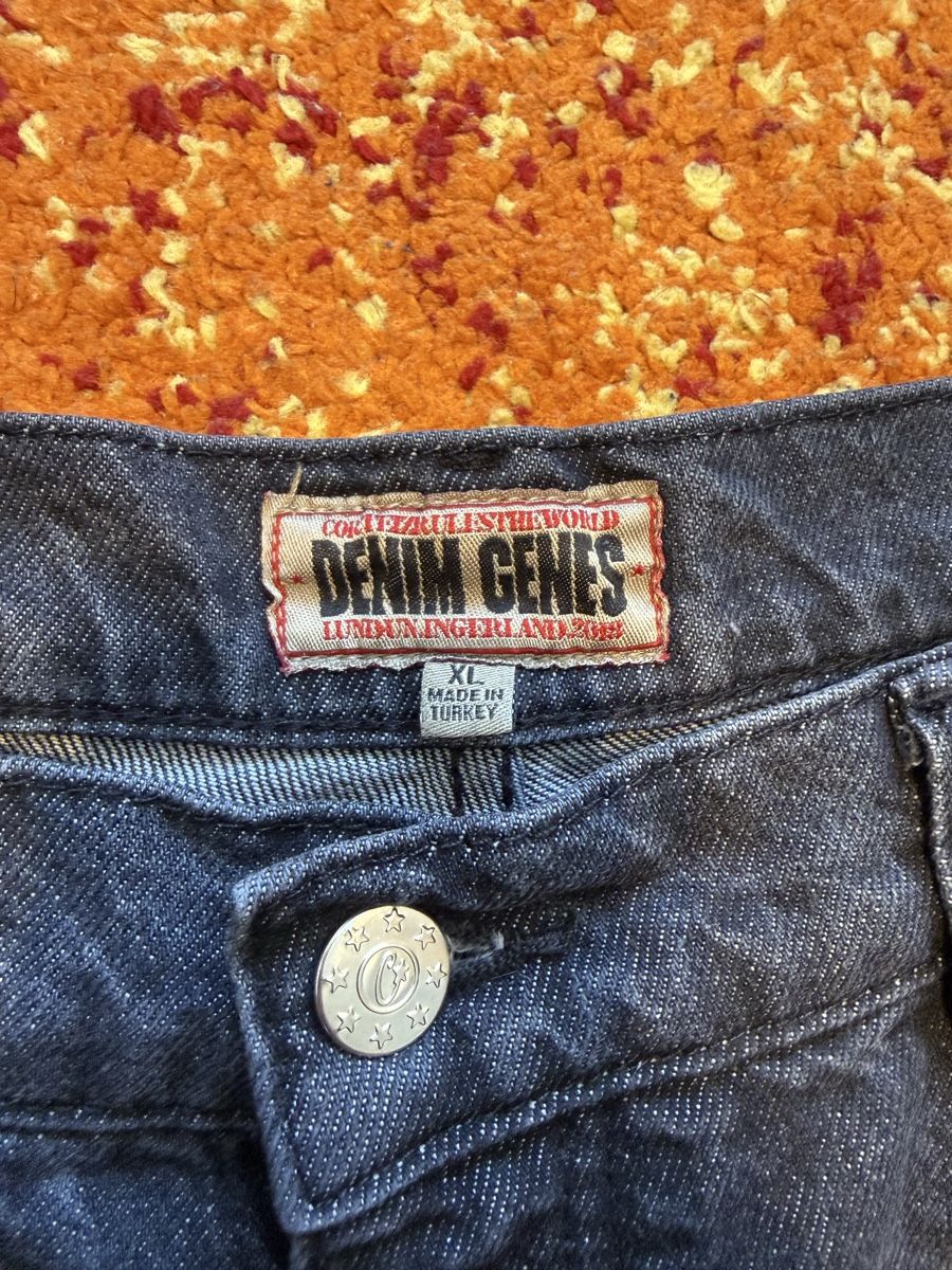 Corteiz Pantaloni: Short Corteiz C star-denim  – Nuovo (secondo la descrizione) da Yverdon-Les-Bains venduto da fir_7srk 2