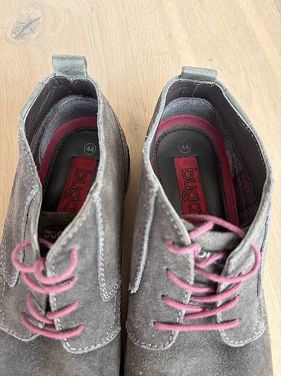 Bugatti Scarpe da uomo: Bugatti Anzugsschuhe Wildleder Grösse 44 – Usato da St.Gallen venduto da Meieneb 4