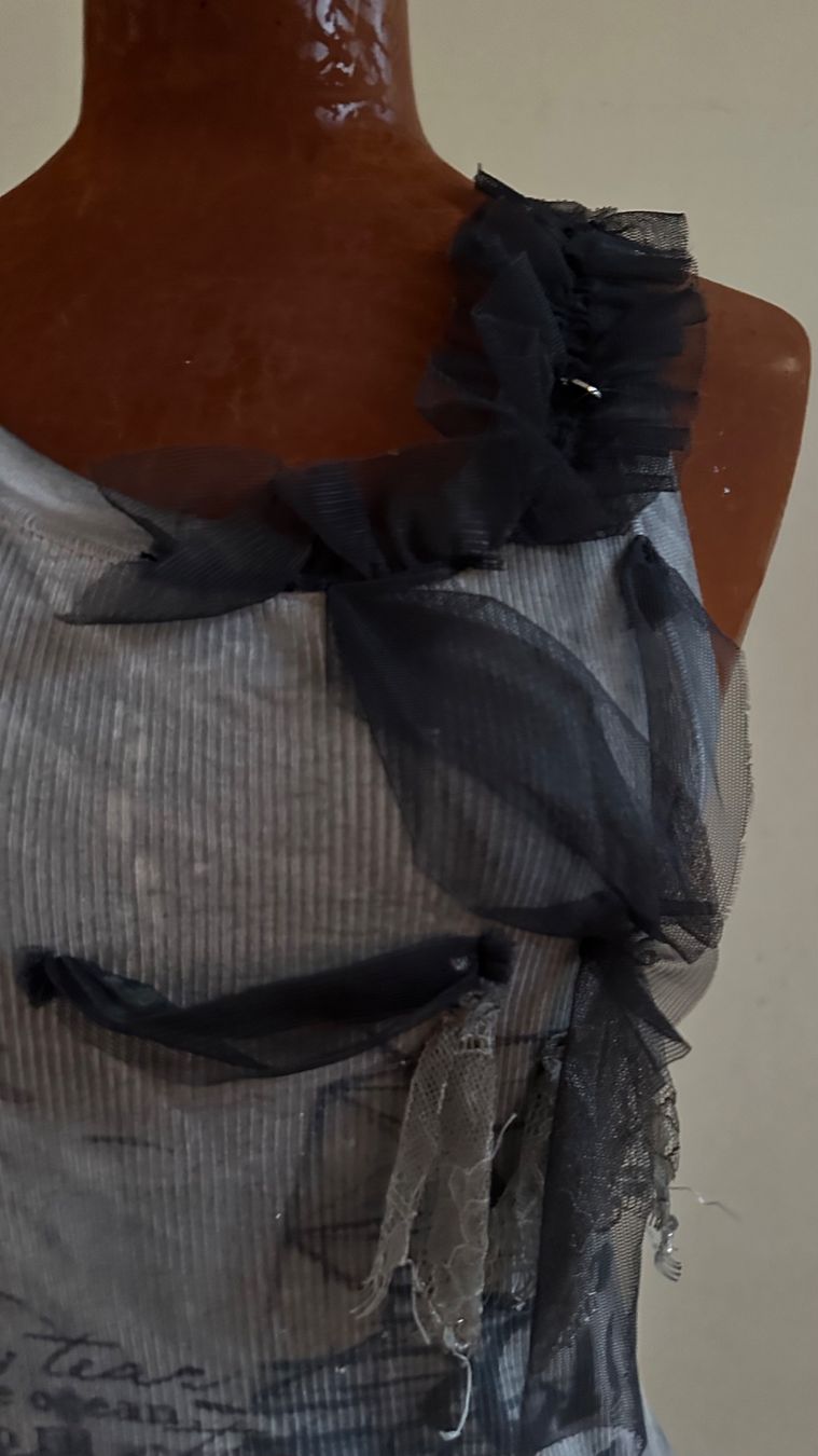 Top: Anna Rita N Top S – Usato da Ipsach venduto da Lary_Sommer 1