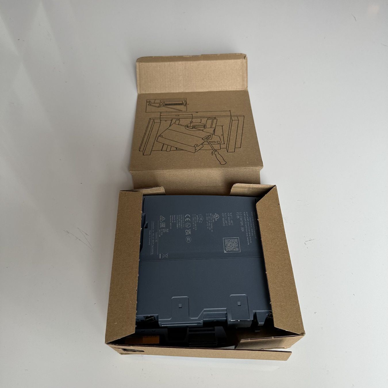 Sistema di controllo: Siemens SIMATIC S7-1500 Automatisierungs-CPU – Nuovo (secondo la descrizione) da luzern venduto da ARNI. 1