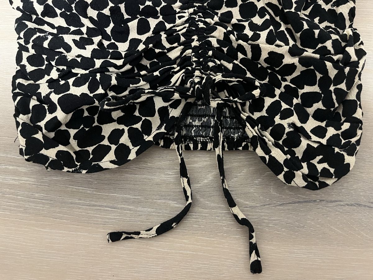 H&M Camicette: Kurzarmbluse Leoprint XS neu – Nuovo (secondo la descrizione) da Birrwil venduto da vanyboo 2