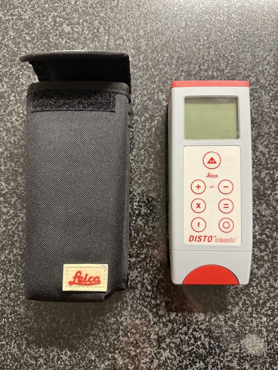 Leica Misurare: Leica Entfernungsmessgerät Disto Clasic – Nuovo e nell'imballaggio originale da St. Margrethen SG venduto da DEAONE