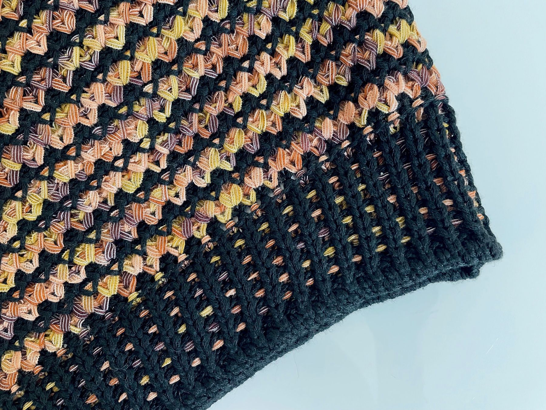 Top: Top AKÈP M multicolor crochet/cropped nuovo – Nuovo e nell'imballaggio originale da Bellinzona venduto da Sveva-Style-Hunter 6