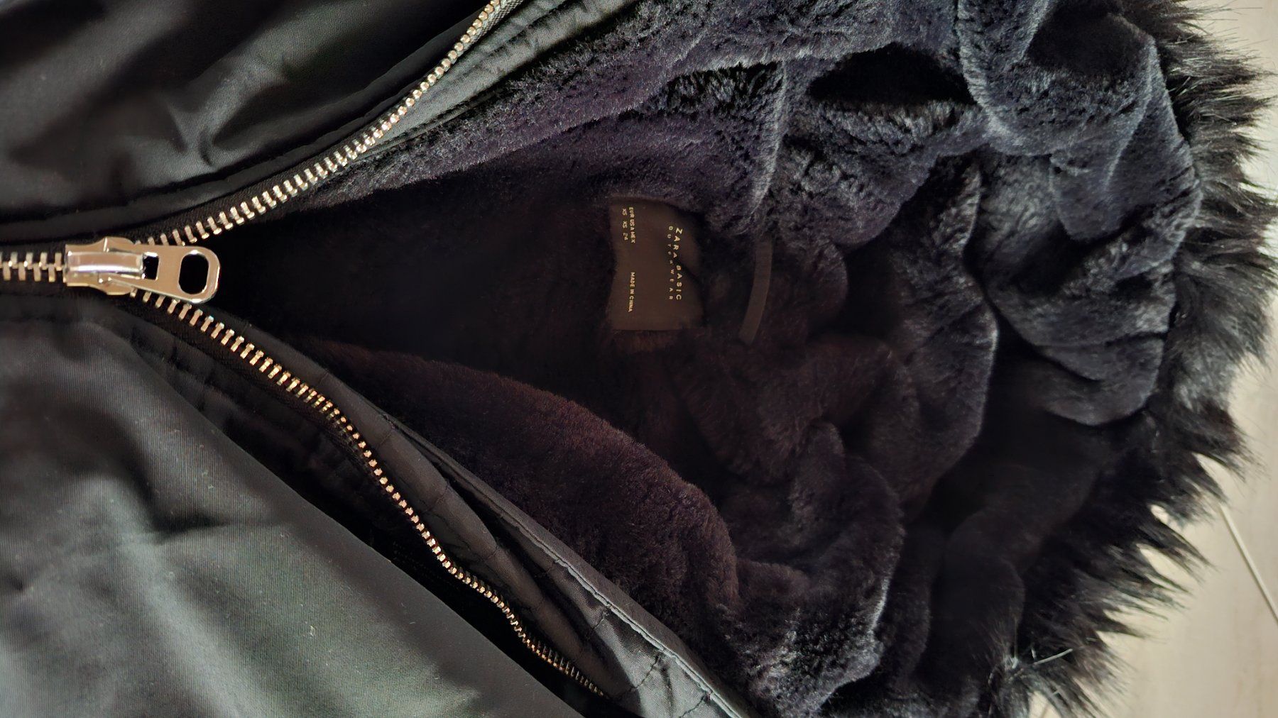 Zara Jacken: ZARA Basic Winterjacke Gr.XS für Damen – Neu (gemäss Beschreibung) aus Rotkreuz von keerthdi 4