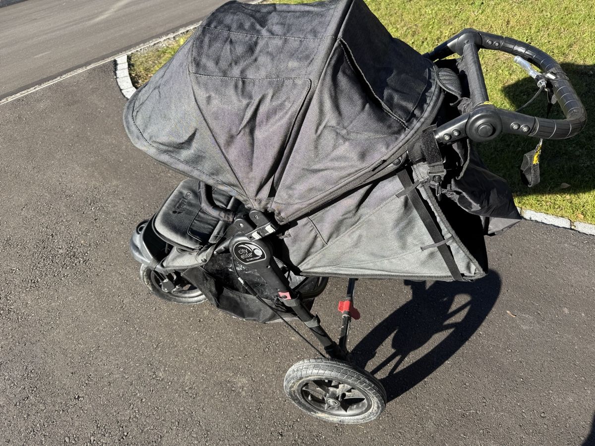 Baby Jogger Kinderwagen: City elite by baby jogger – Gebraucht aus Trin Mulin von wls 2