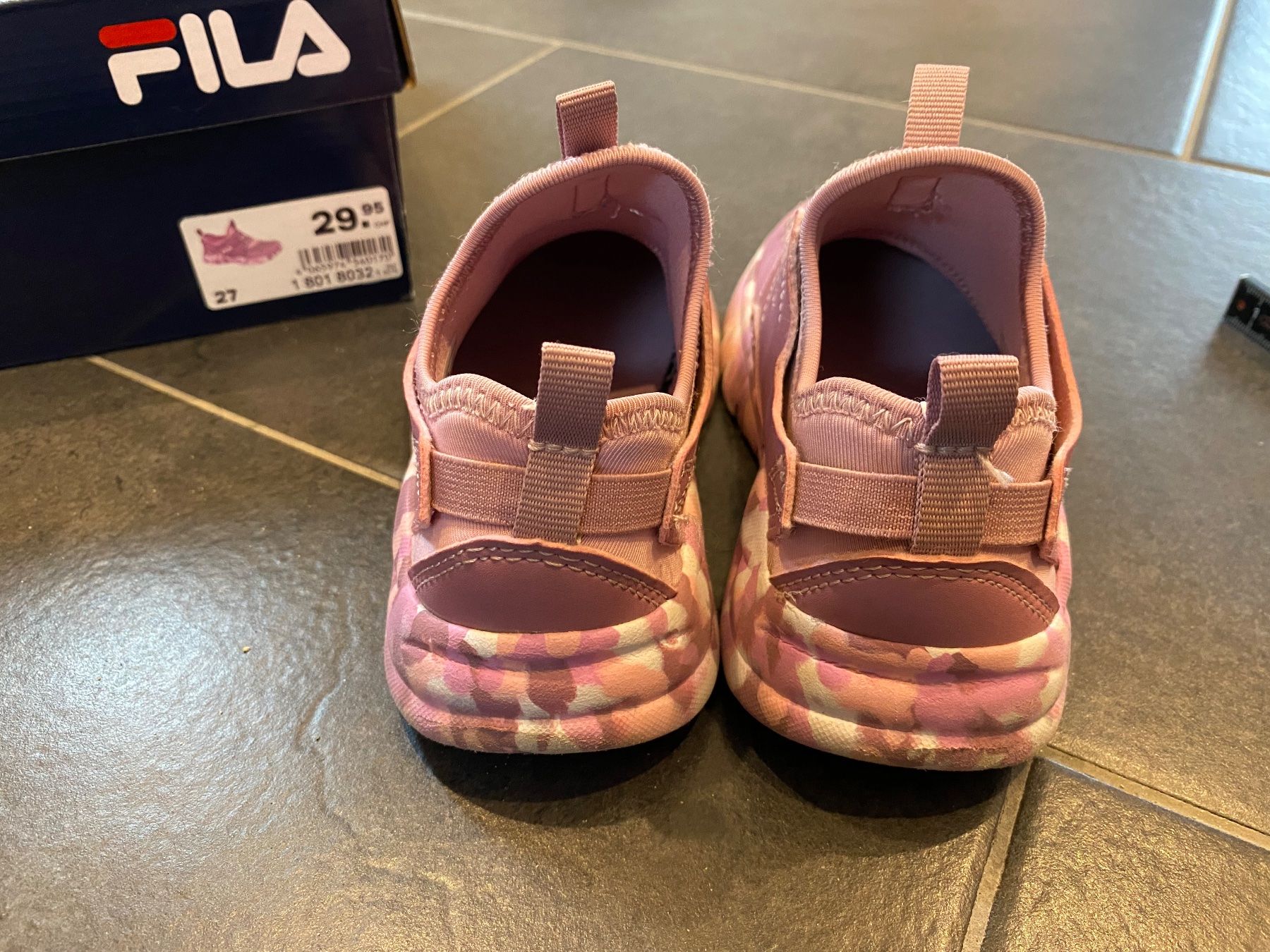 Fila Scarpe per ragazze: Coole Sneaker Fila, Gr. 27 – Usato da Summaprada venduto da hirschuh506 2