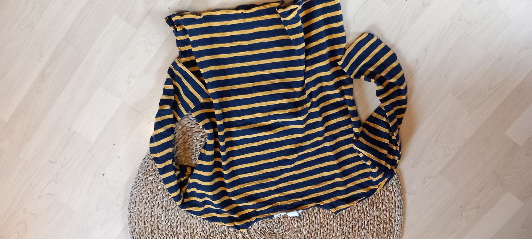 H&M T-shirt: H&M Shirt Gr. M – Nuovo (secondo la descrizione) da Rebstein venduto da bestforyou 1