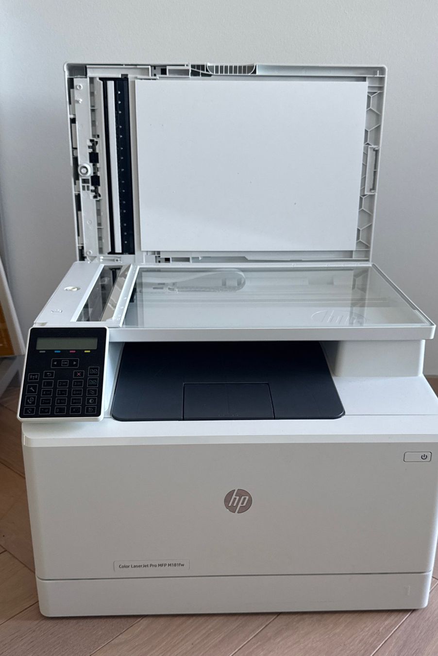 Hewlett Packard Stampanti: HP Color LaserJet Pro MFP M181fw – Usato da Ostermundigen venduto da hzi_2t8t 2