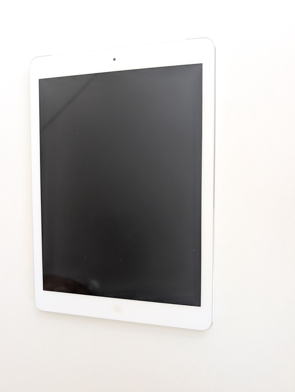 Apple Tablet PC: Apple iPad Air Cellular 128GB weiss silber – Usato da Dübendorf venduto da FIREANDICE_G60 2