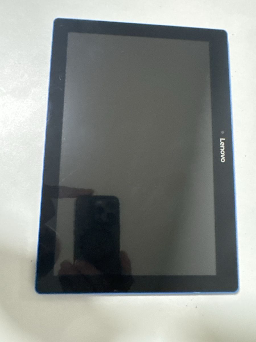 Lenovo Tablet PC: LENOVO-Tablet – Defekt aus Riehen von M.S.DVD