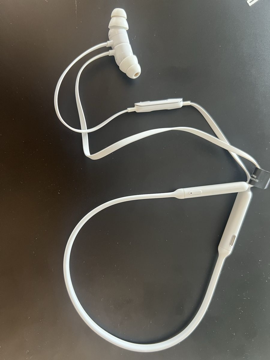 Beats Cuffie: Beats by Dre - Flex – Usato da Balerna venduto da Sulmo93.