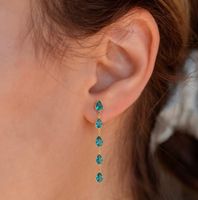 Elegante Ohrhänger mit blauen Zirkonia – 18K vergoldeter Ede
