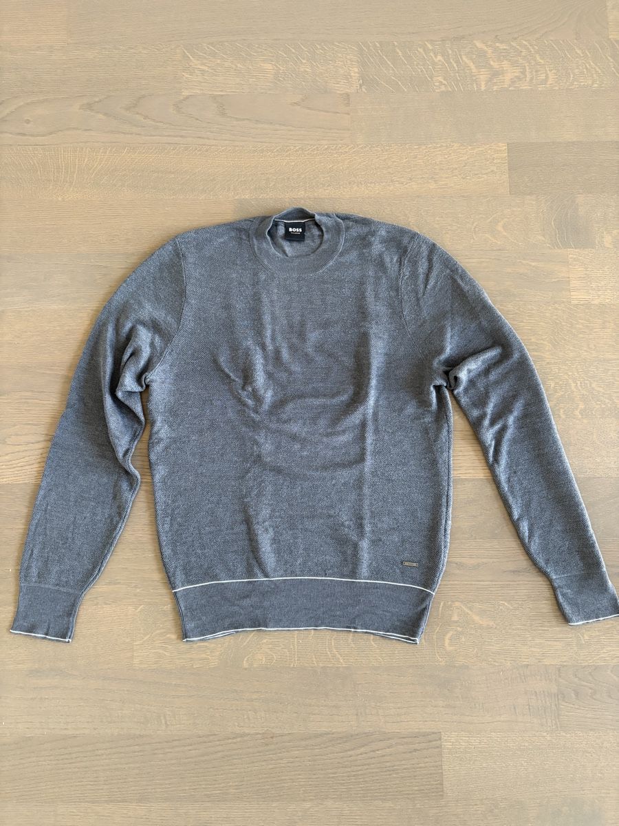 Hugo Boss Maglioni & Felpe: 100% Silk Pullover Boss Tailored grau Grösse S – Usato da Adliswil venduto da GermanK