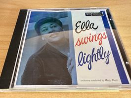 Ella Fitzgerald – Ella Swings Lightly