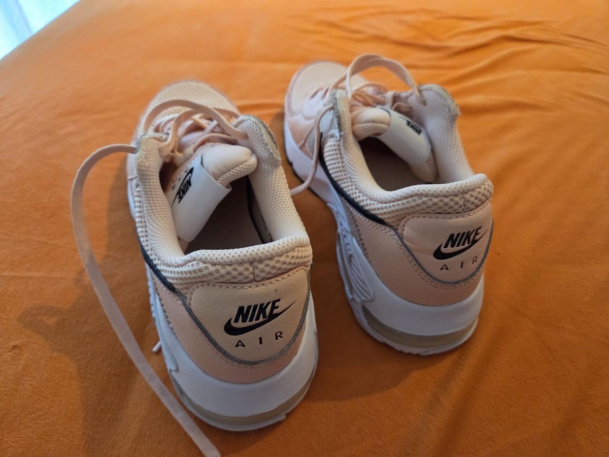 Scarpe da donna: Nike Air Max Schuh rosarot gebraucht Grösse 38.5 – Usato da Baar venduto da Girlpower1994 3