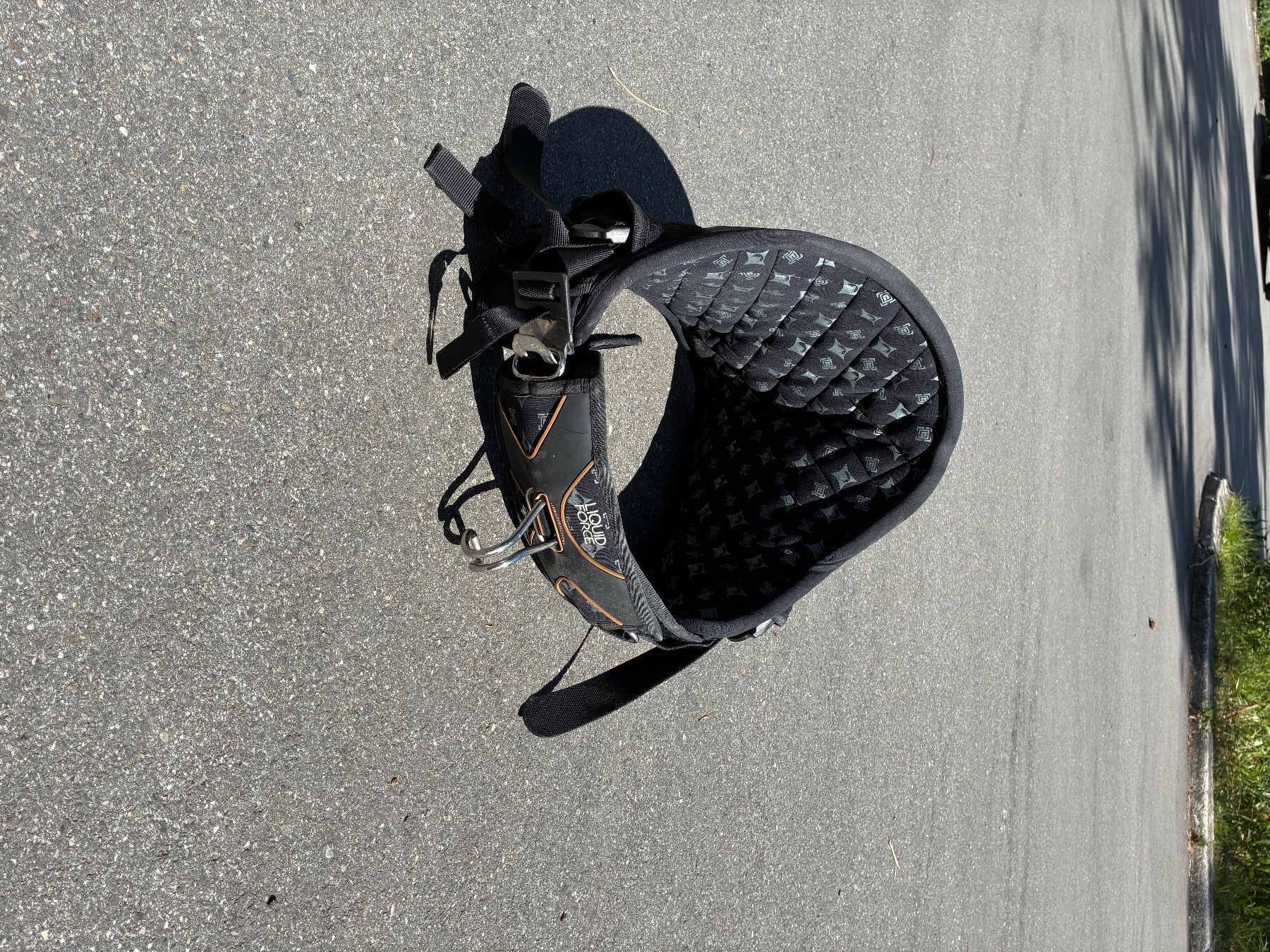 Sport dell'aria & Aquiloni: Kitesurfen Trapez – Usato da Gümligen venduto da A_Rudi 2