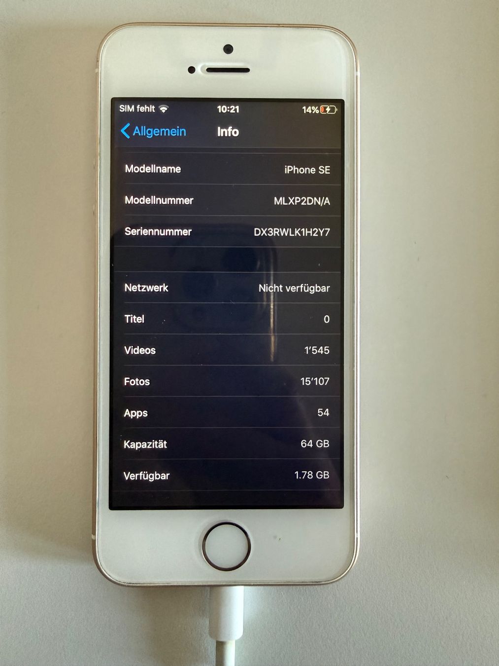Apple Handys / Smartphones: Apple iPhone SE (1. Generation, Modell A1723) – Gebraucht aus Altendorf von am9j_nt 3