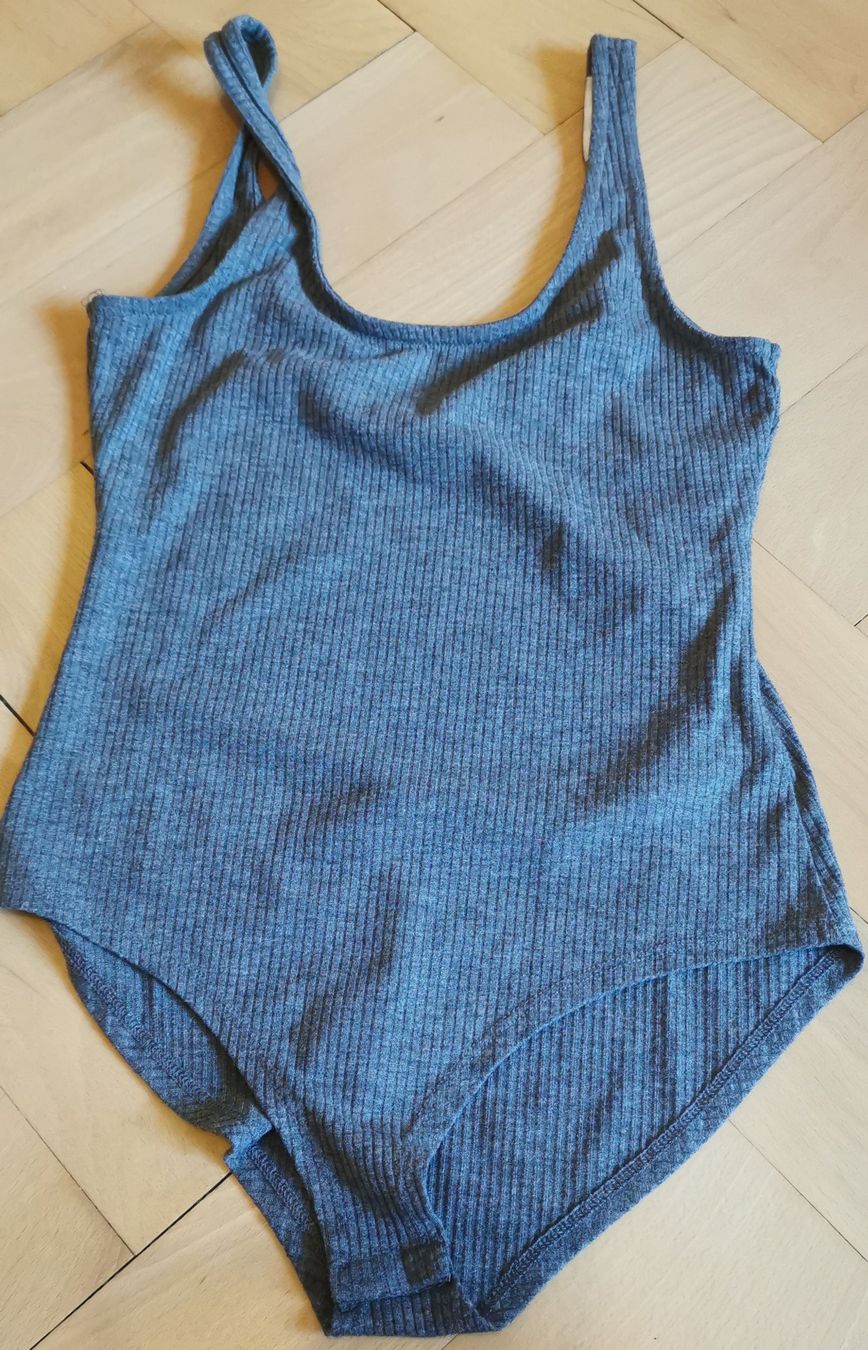 Tops: Body gris – Gebraucht aus Fribourg von chi_j8yw