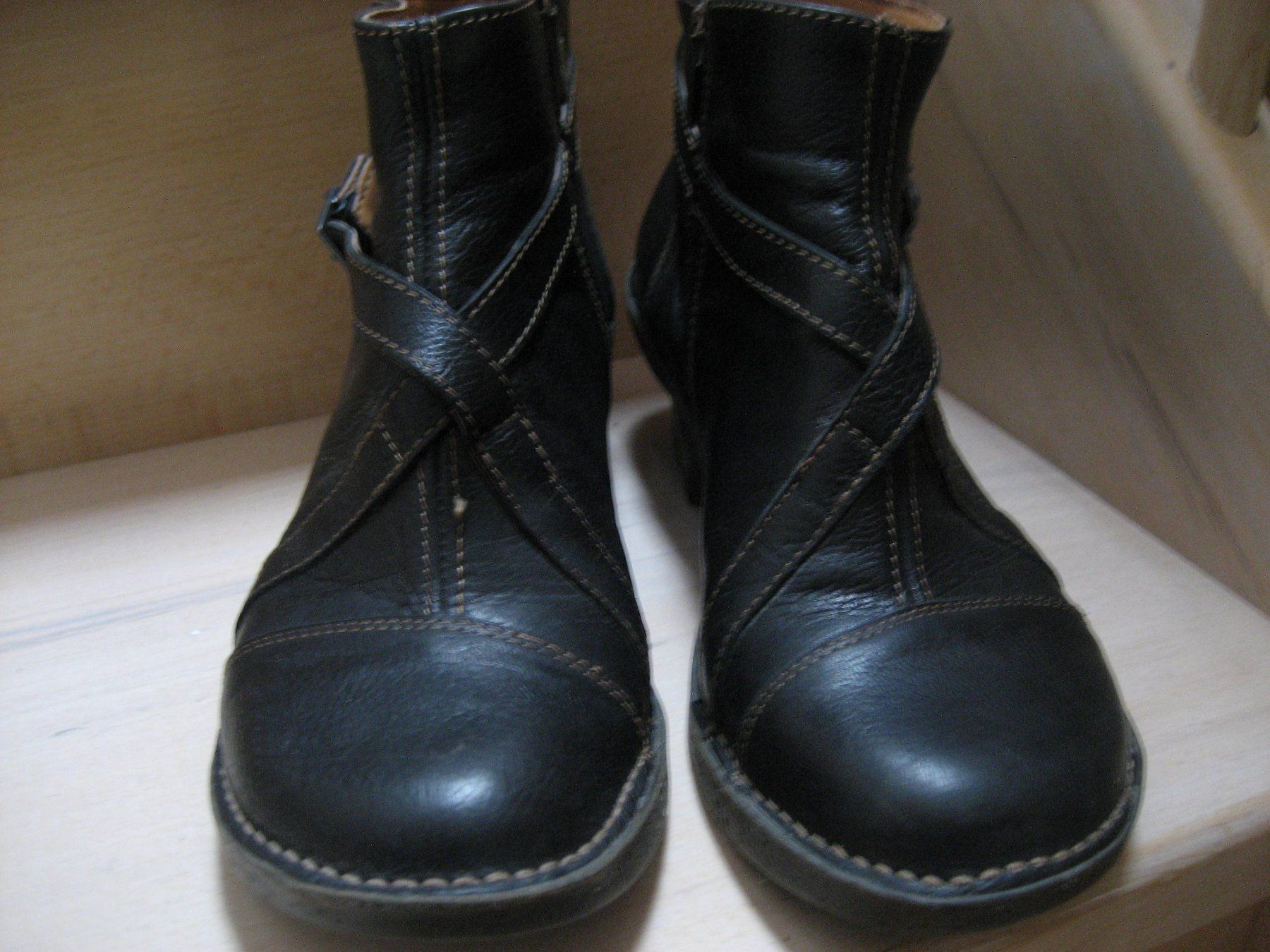 Art Scarpe da donna: Bottines ART grandeur 39 – Nuovo (secondo la descrizione) da Delémont venduto da marryb 1