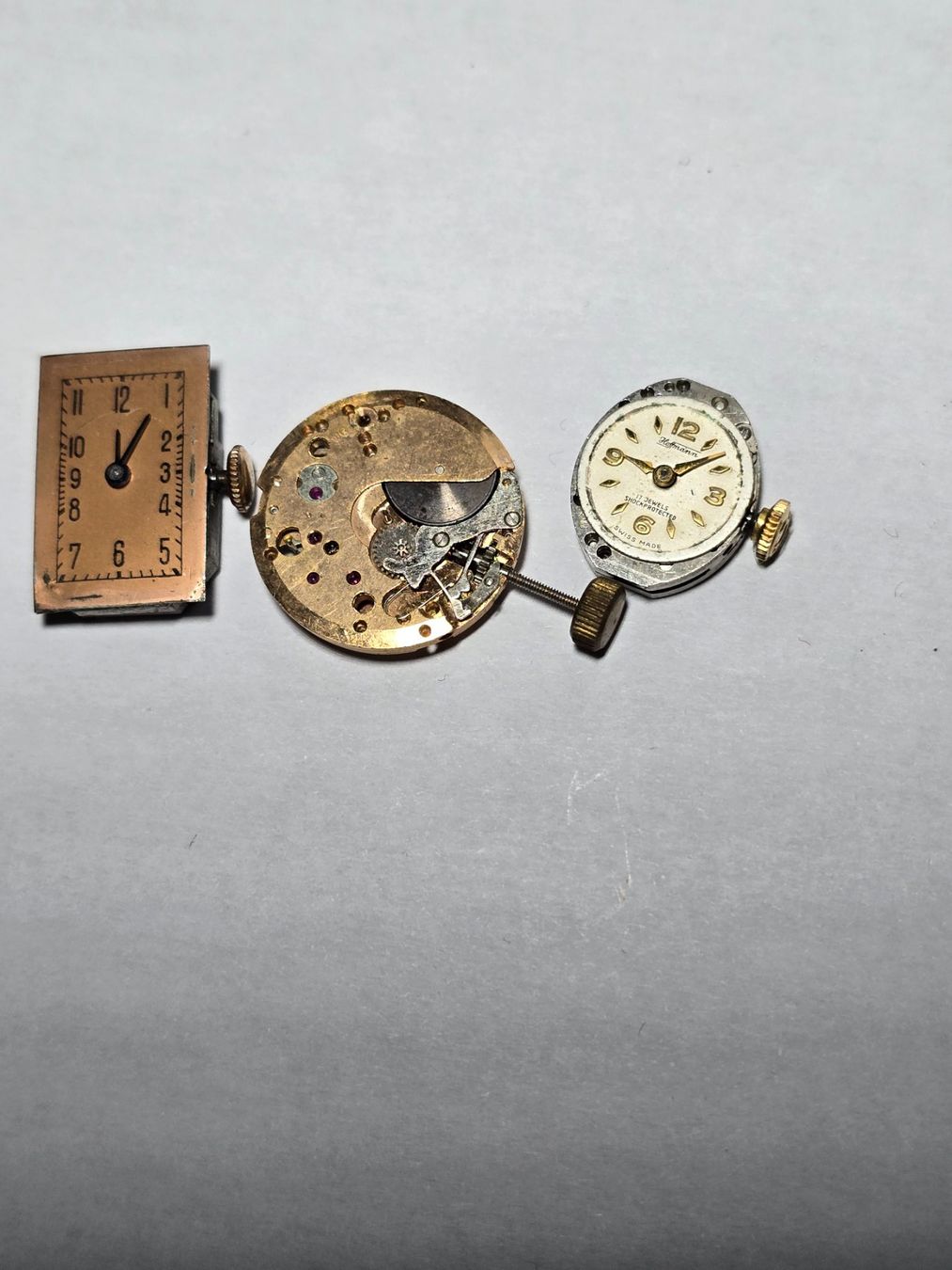 Orologi: Lot de 3 mouvements – Usato da Tramelan venduto da Nirdan