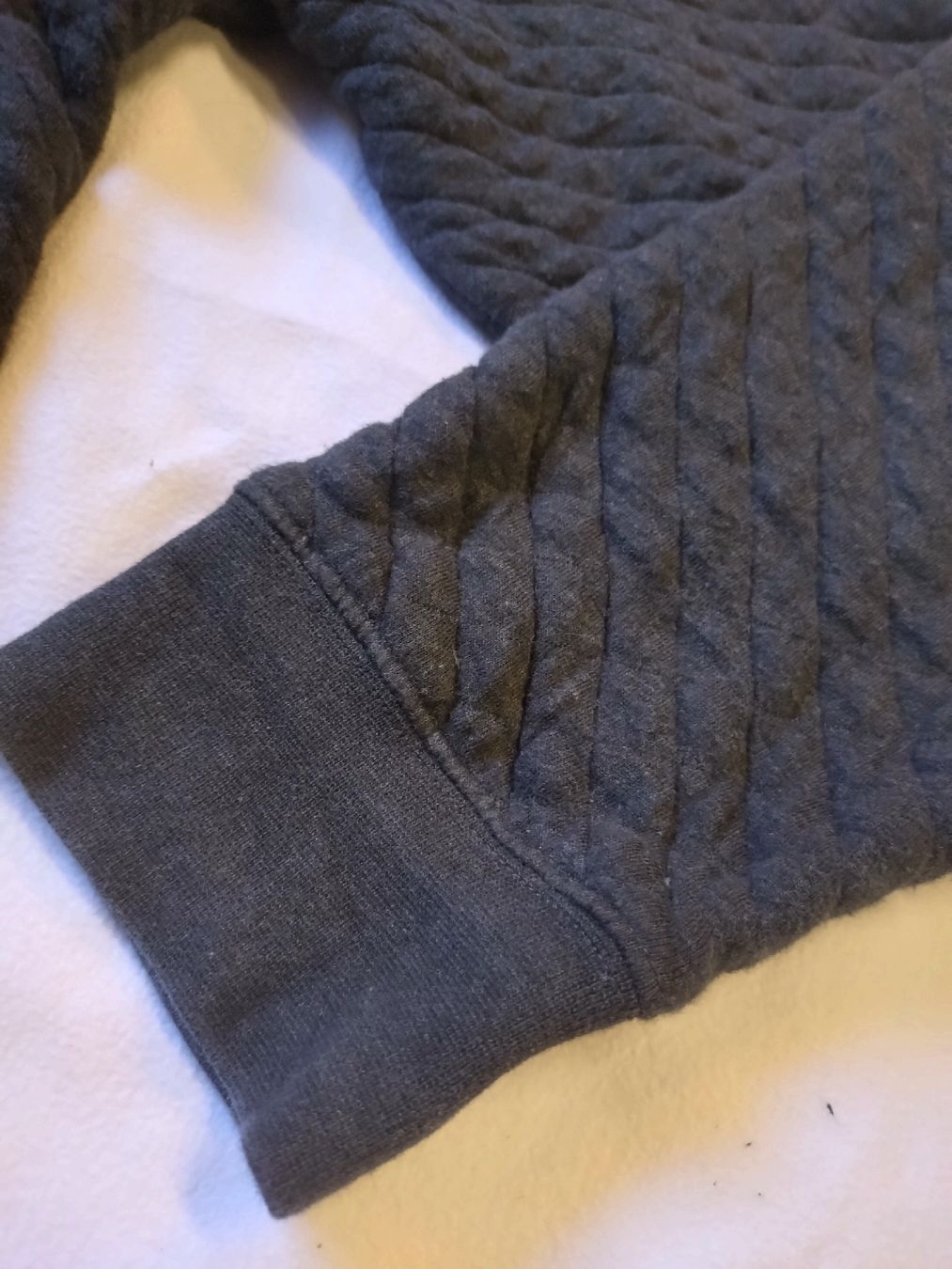 Pullover & Sweatshirts: Pull L.L.Bean matelassé anthracite XL  – Gebraucht aus Farvagny-le-Grand von LaCaverne 5